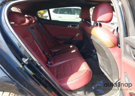 2020 Kia Stinger Gt2 z USA, uszkodzony, nr VIN KNAE55LC9L6074235